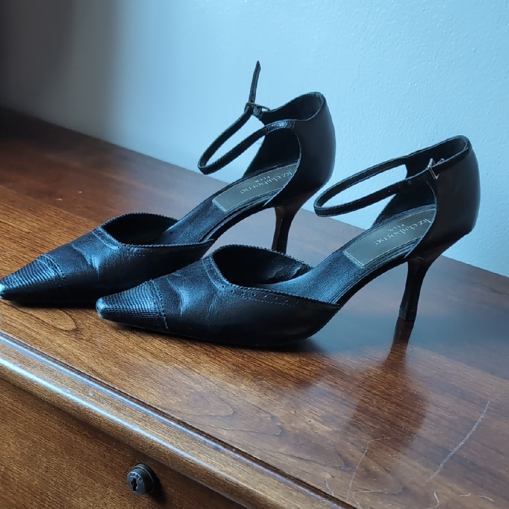 Liz Claiborne Black Heels Sophisticated Style